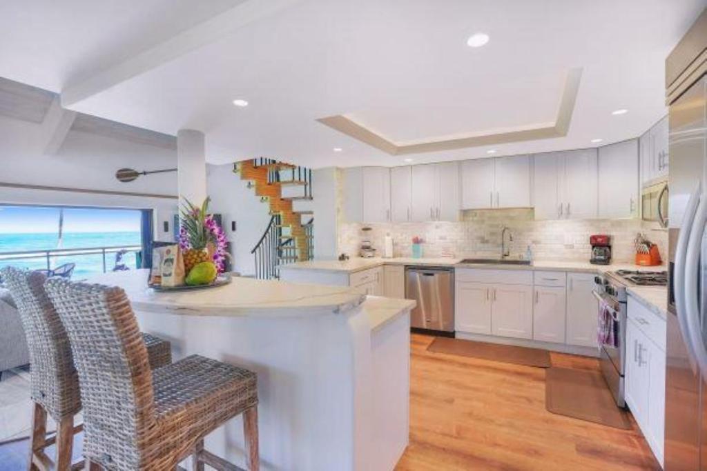 Luxury 2-Story Oceanfront Condo W/ Views & Pool Wailua  Extérieur photo